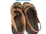 Women's Clark Sunbeat Nubuck Sandals Sz 9M - thumbnail 3 of 5