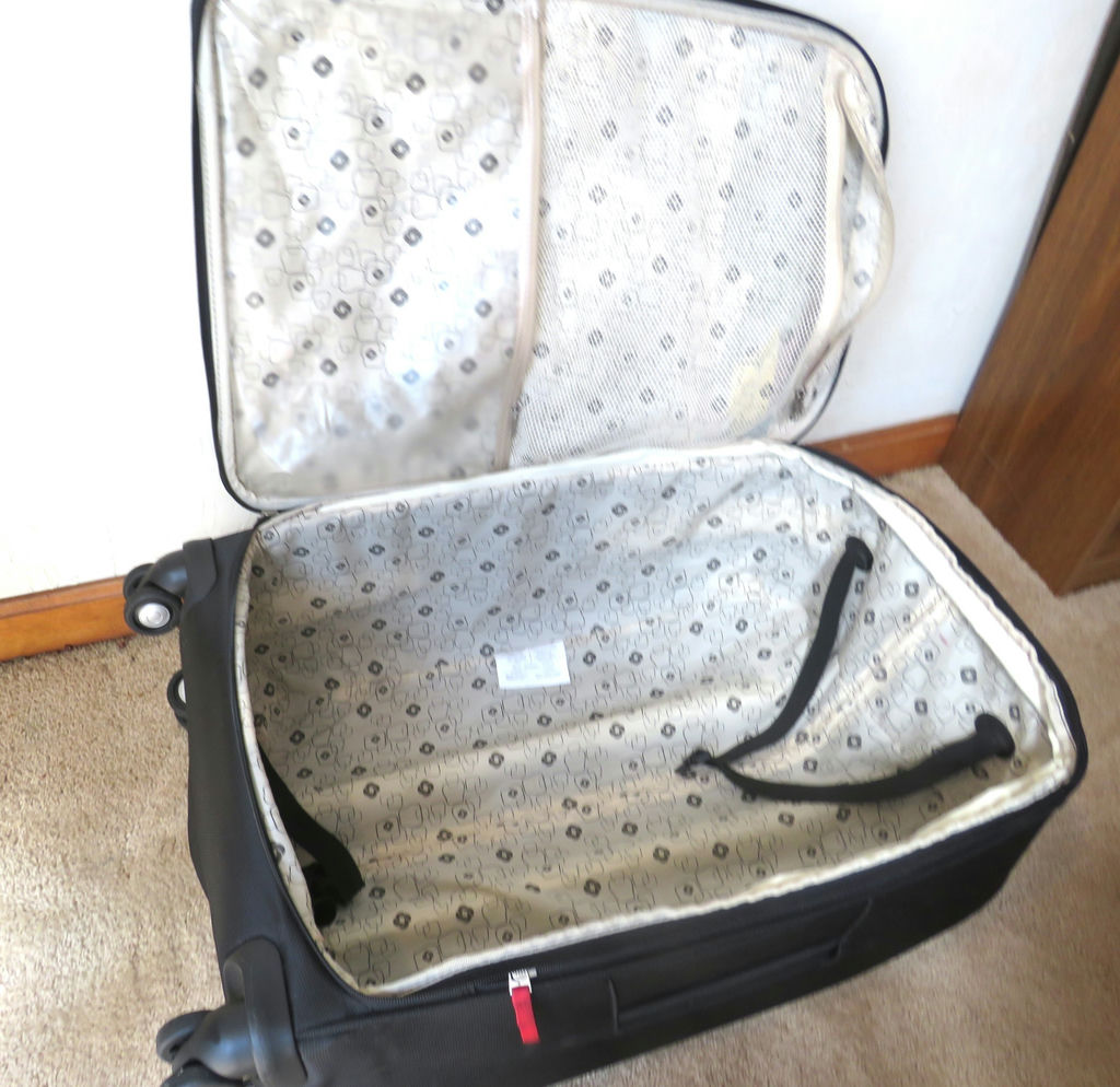 Black Samsonite Carry On Luggage Wheels and Handle - image 4 of 7