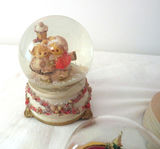 Variety of Globes, 1 not working/no lights - thumbnail 5 of 8