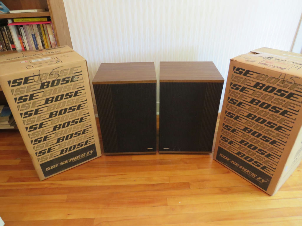 Pair of Bose 501 Series IV Speakers with Original Boxes - image 2 of 12
