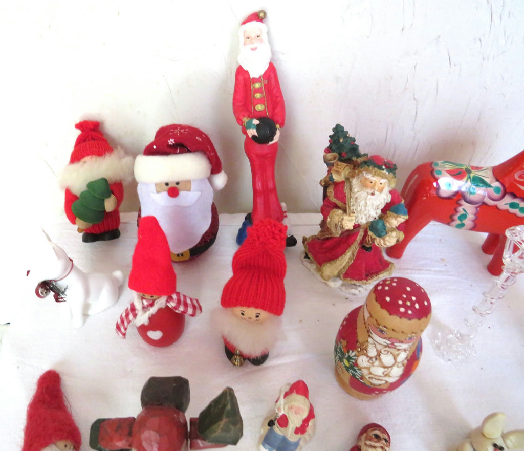 Snowmen and Santas and Dala Horse Christmas lot - image 4 of 13