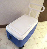 Igloo Wheelie Cool Cooler with Handle and wheels - thumbnail 7 of 7