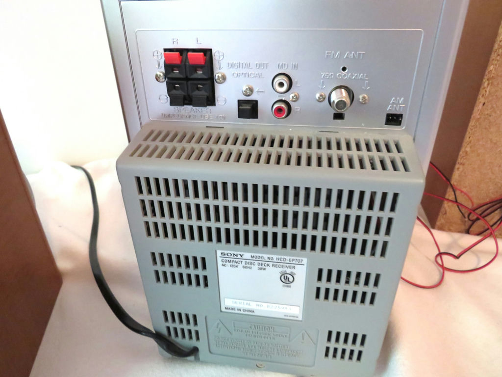 Sony CMP Cassette, CD & Tuner Stereo System - image 8 of 8