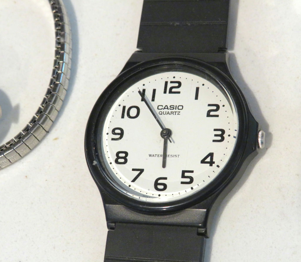 Variety of Women's Wrist and Chain Watches - image 4 of 8