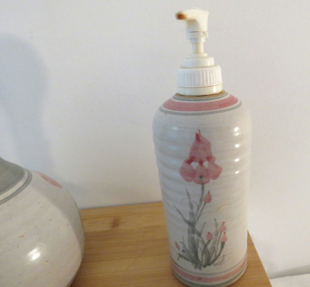 Robert Fishman Pottery Collection Pink Flower Design - image 5 of 12