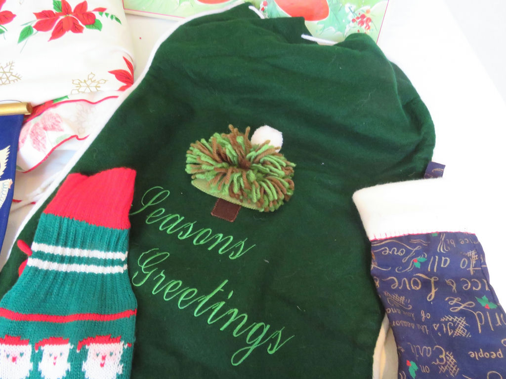 Grouping of Christmas Linens Tablecloth Placemats - image 3 of 9
