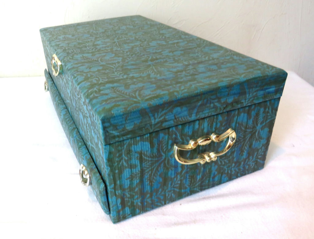 Vintage Turquoise Blue Gold Lady Buxton Jewelry Box - image 1 of 9