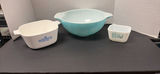 Vintage Bakeware and Dinnerware Set - thumbnail 4 of 10