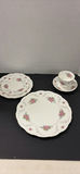 Royal Albert Dinnerware Set - thumbnail 8 of 9