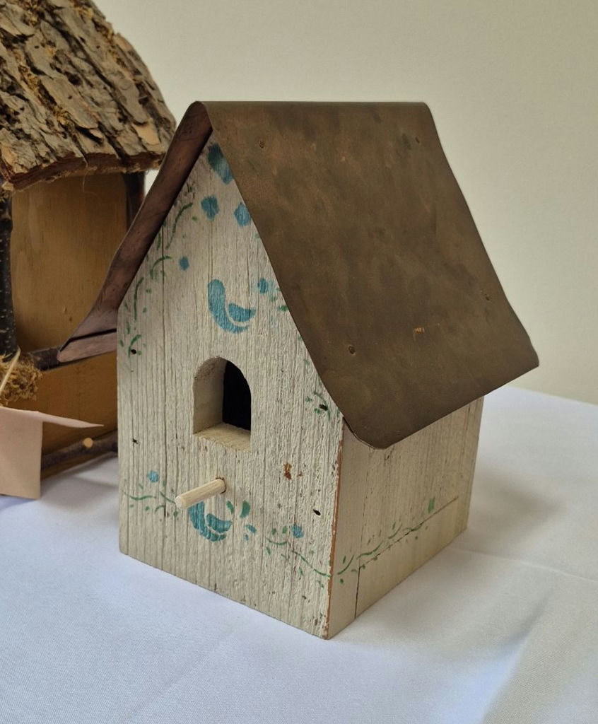 Set of 2 Decorative Birdhouses – Rustic Garden / Cottage Style - image 3 of 3