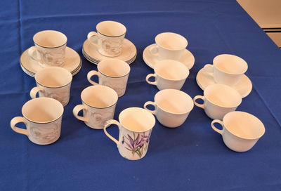 Two sets of Cups And Saucers - Image 1 of 4