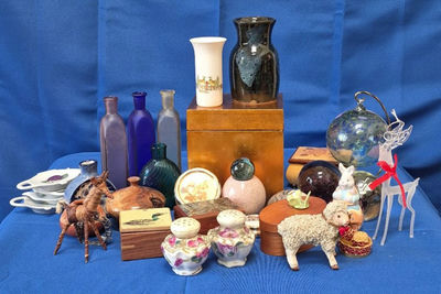 Ceramic, Glass, Wood Trinkets - Image 1 of 5