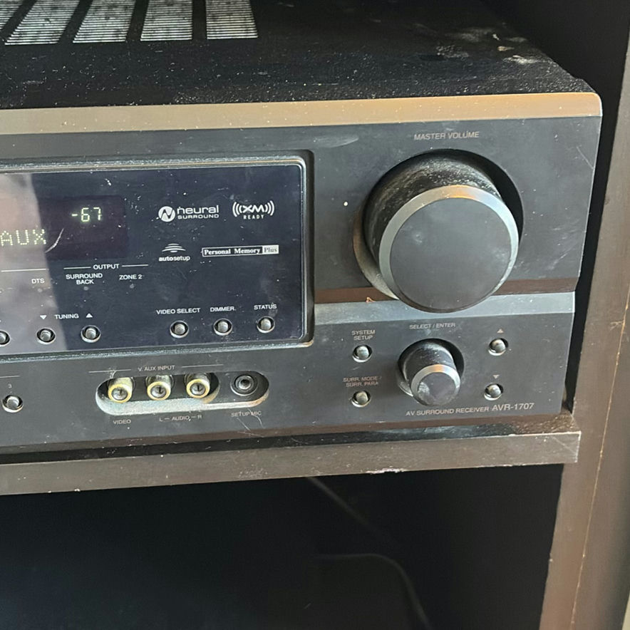 Denon AVR-1707 AV Surround Receiver with DVD Player, Remotes, and Manual - image 4 of 8