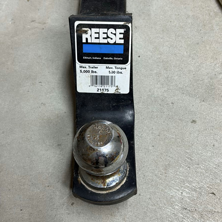 REESE Trailer Hitch 2" Ball Mount, Jumper Cables, Extension Cords, and Power Strip - image 5 of 8