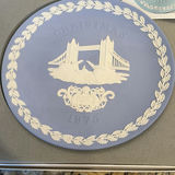 Collection of 10 Wedgwood Jasperware Christmas Plates - thumbnail 14 of 23