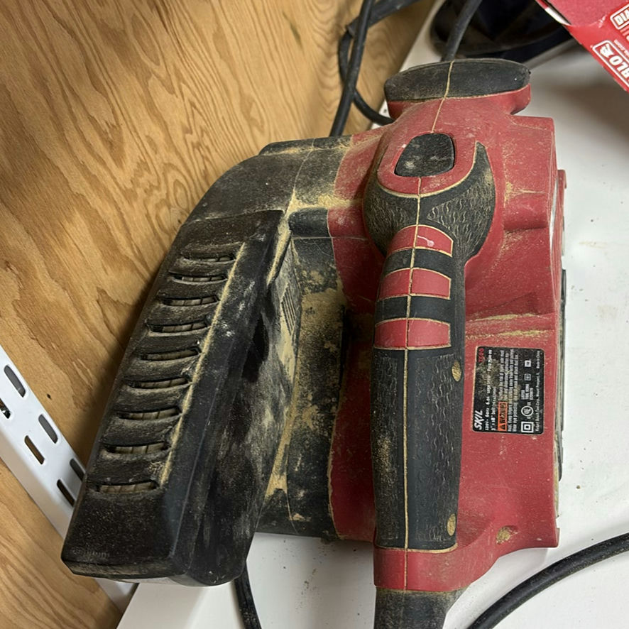 SKIL Belt Sander and Mastercraft Planer - image 11 of 12