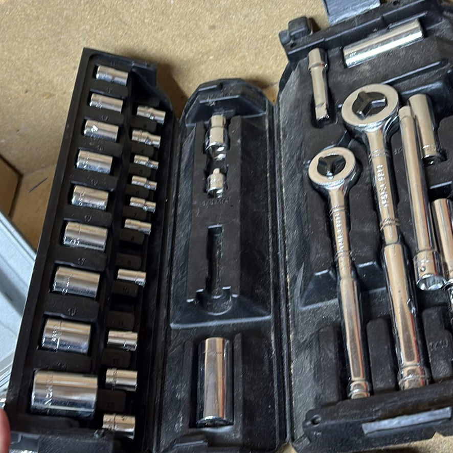 Socket and Ratchet Tool Sets - image 6 of 9