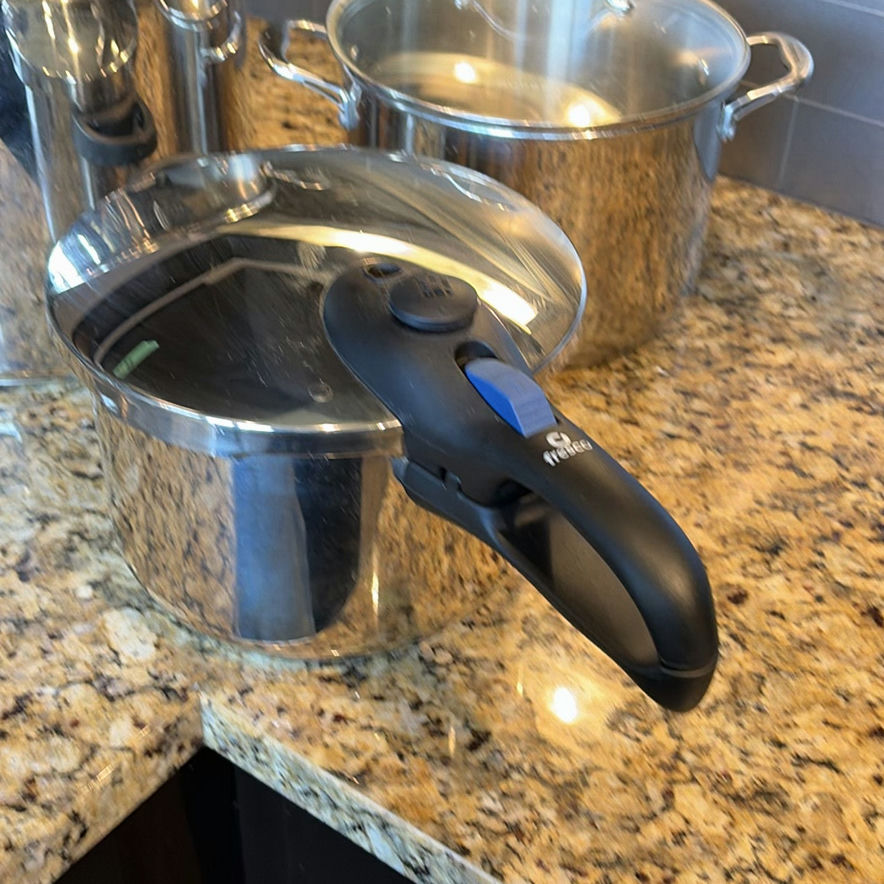 Stainless Steel Stock Pots and Pressure Cooker - image 2 of 15