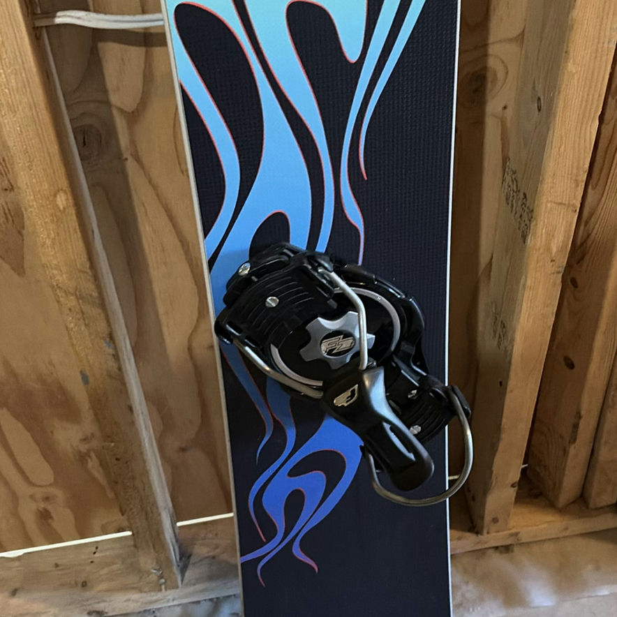 Coiler Snowboard with Bindings - image 6 of 9