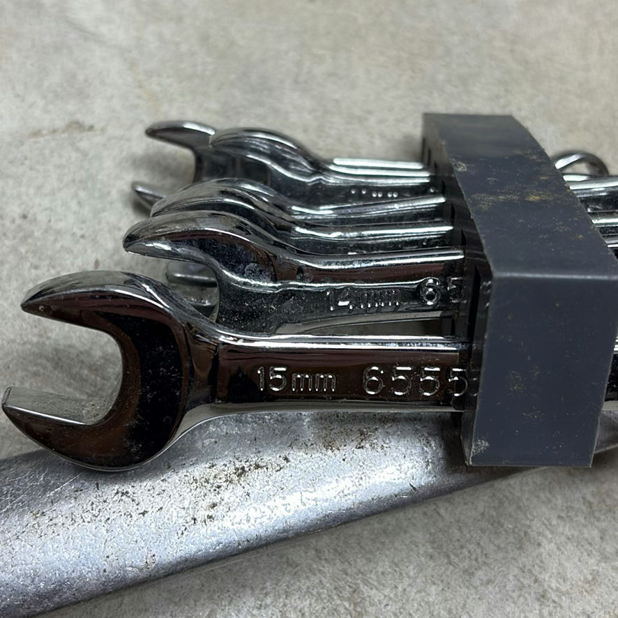 Mastercraft Wrench Sets and Assorted Combination Wrenches - image 4 of 6