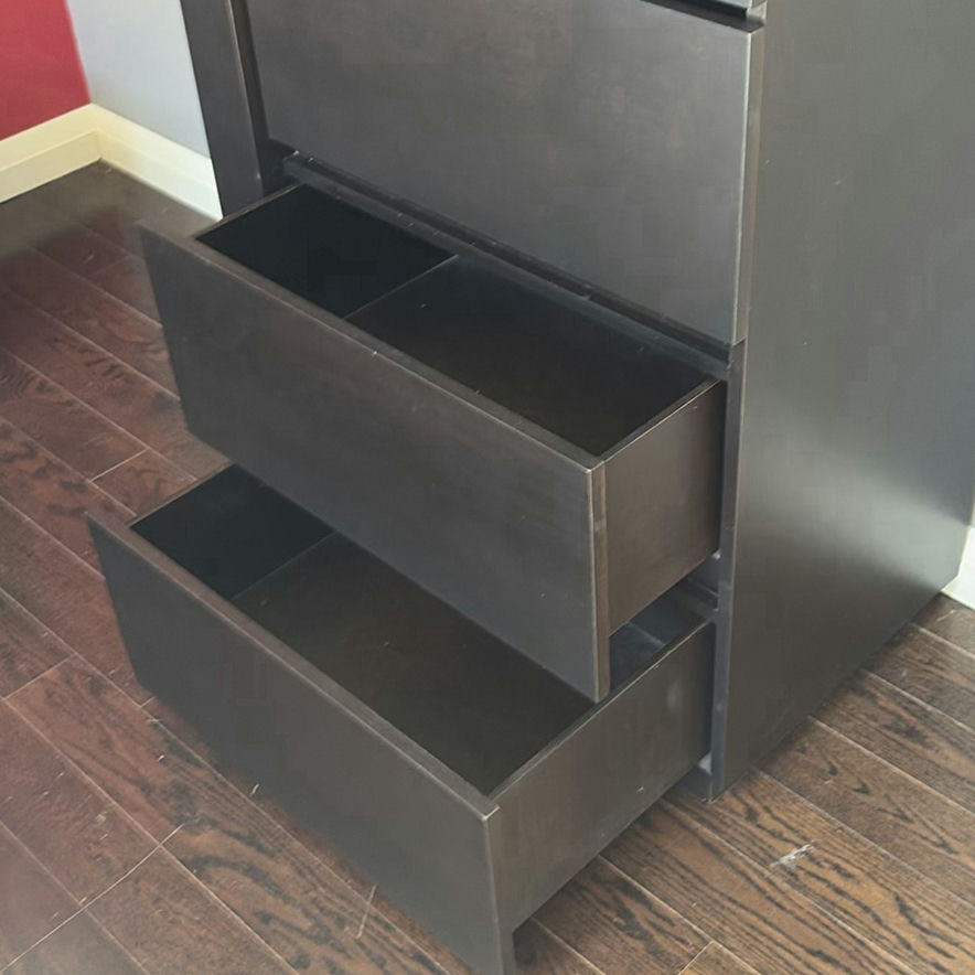 Black Five-Drawer Chest Dresser - image 6 of 8