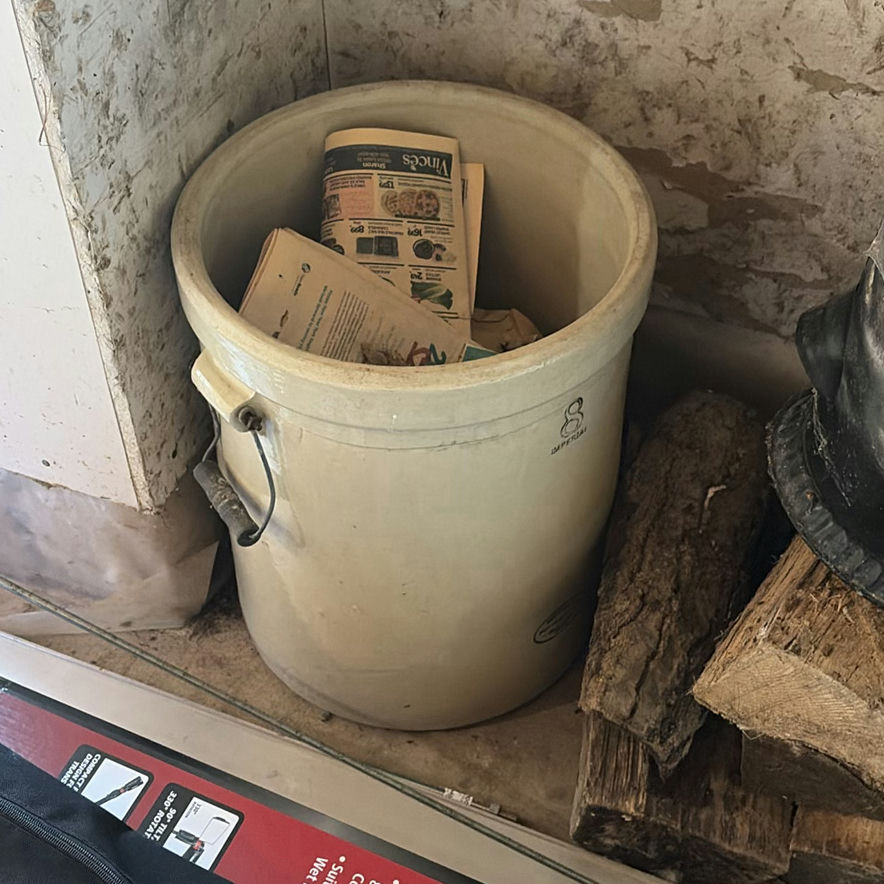 Imperial 8 Gallon Crock - image 1 of 8