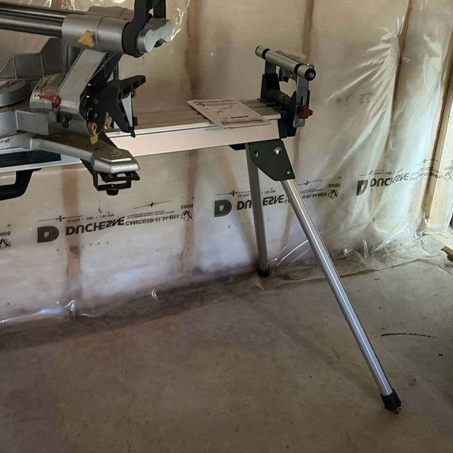 Bosch GTA3800 Miter Saw Stand and Mastercraft Maximum 12-Inch Sliding Compound Miter Saw - image 11 of 11