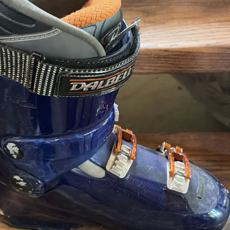 Dalbello Avant Ski Boots - image 5 of 8
