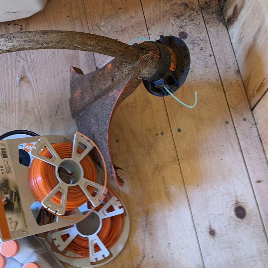 STIHL FS 45 String Trimmer with Trimmer Line and Fuel Mix - image 4 of 5