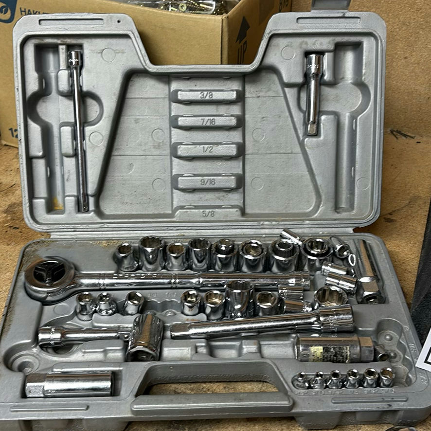 Socket and Ratchet Tool Sets - image 2 of 9