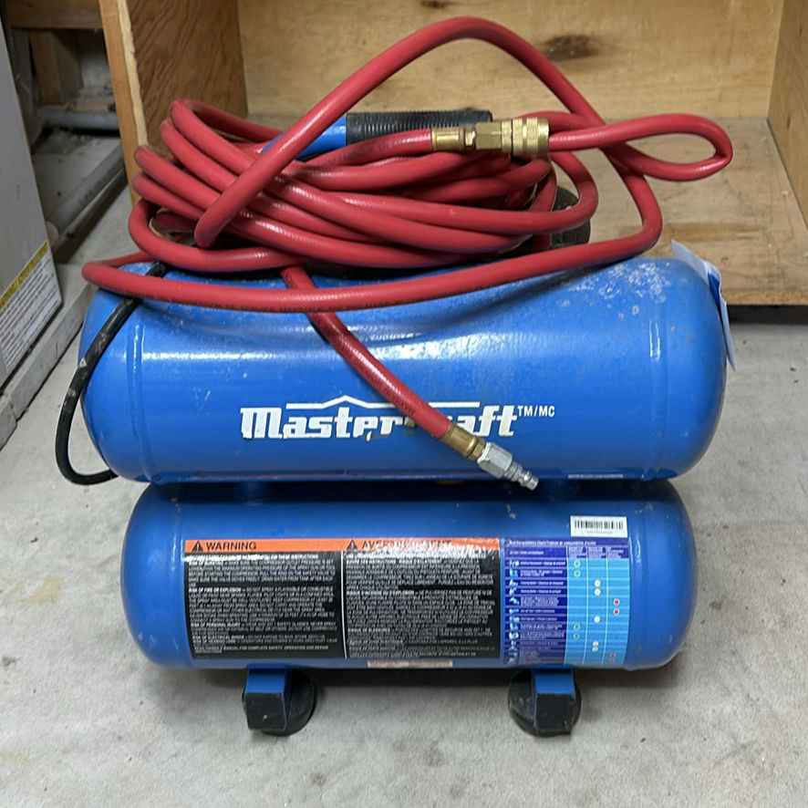 Mastercraft 4 Gallon Air Compressor with Air Hose - image 2 of 10