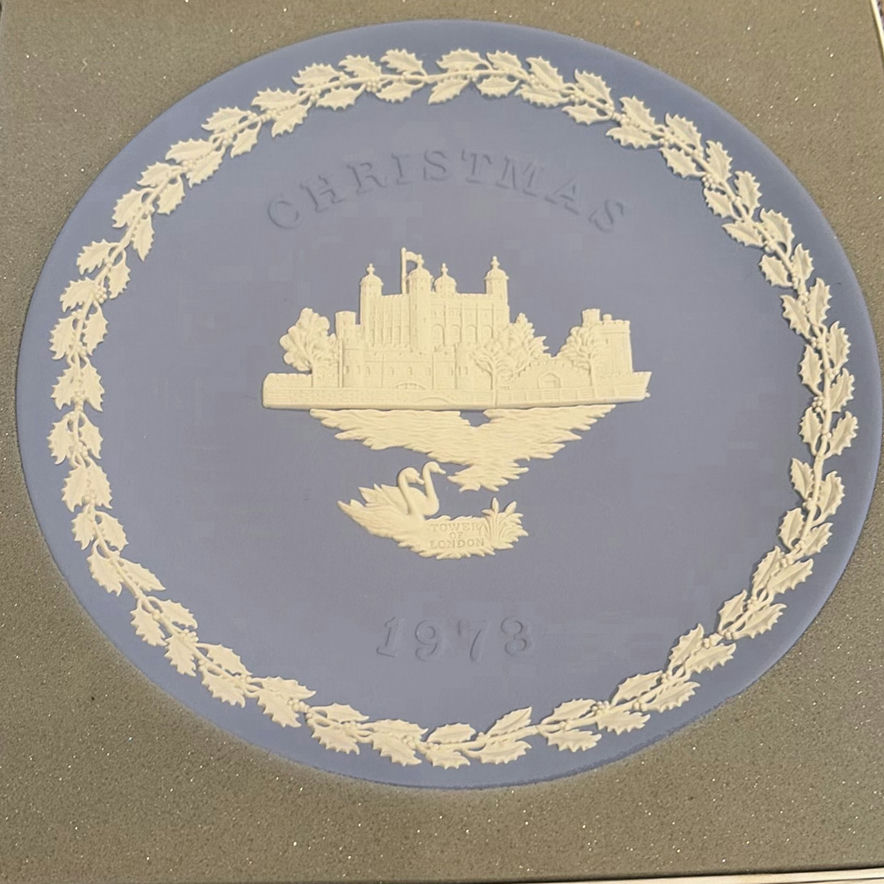Collection of 10 Wedgwood Jasperware Christmas Plates - image 10 of 23