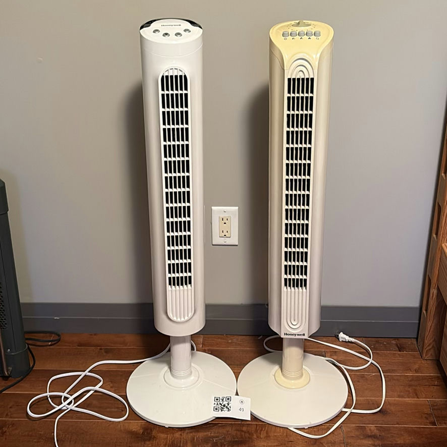 Two Honeywell Tower Fans - image 1 of 8