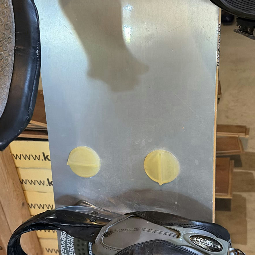 Vertigo Snowboard with Bindings - image 6 of 10
