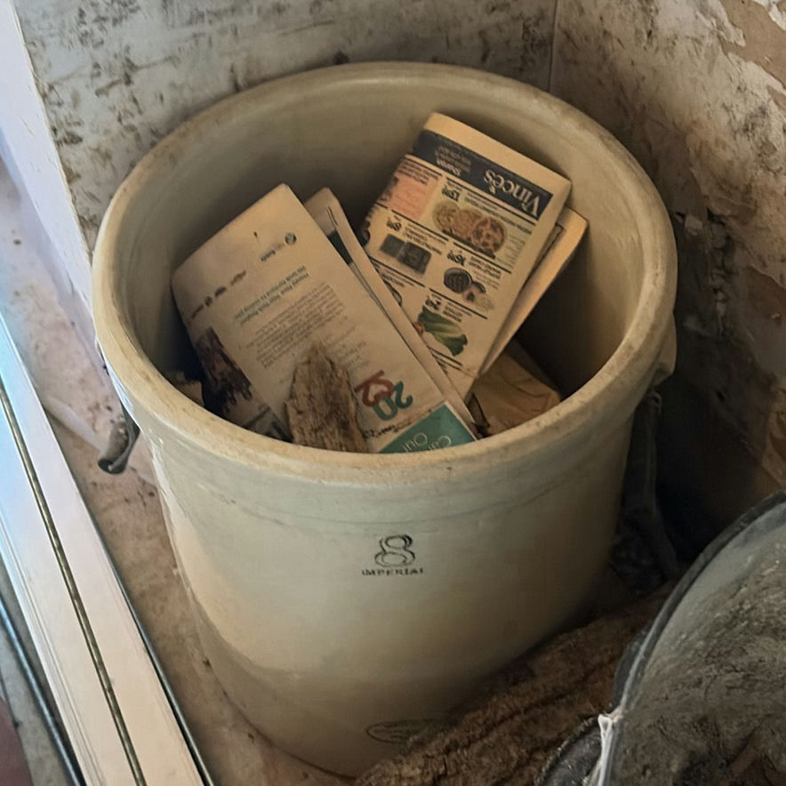 Imperial 8 Gallon Crock - image 6 of 8