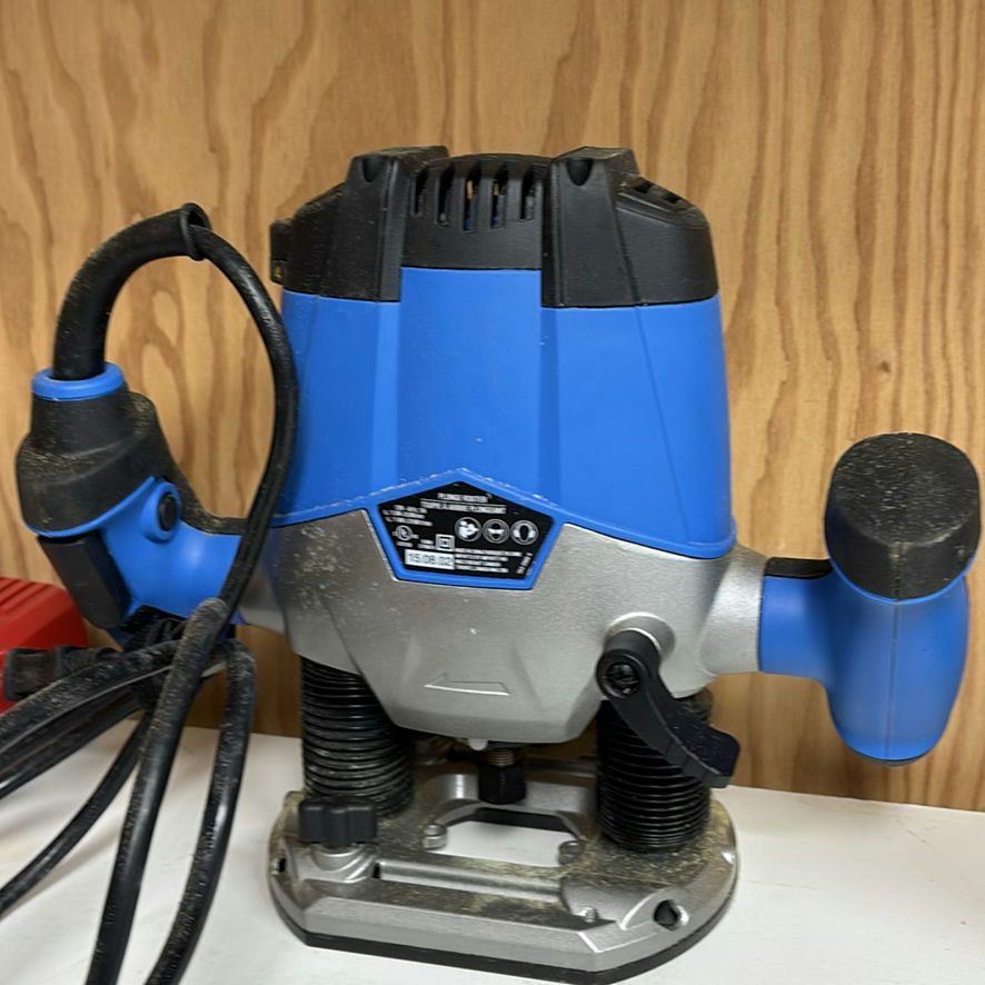 Mastercraft Plunge Router with 5-Piece Router Bit Set - image 6 of 7