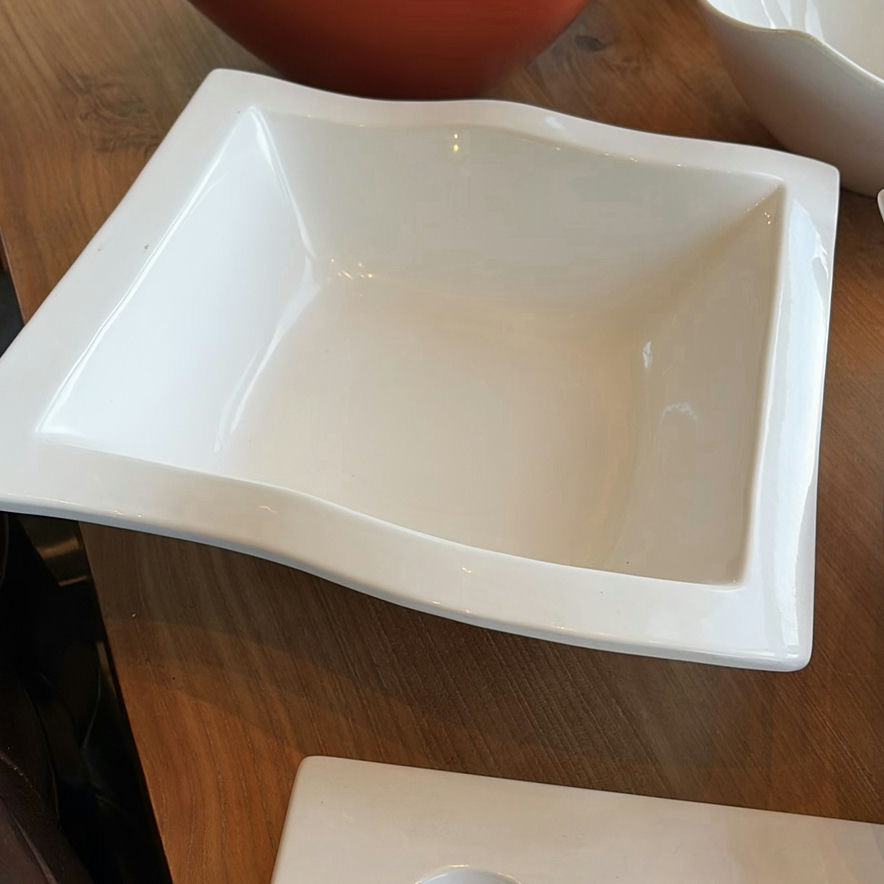 Assorted Ceramic Serving Bowls and Platters - image 7 of 14