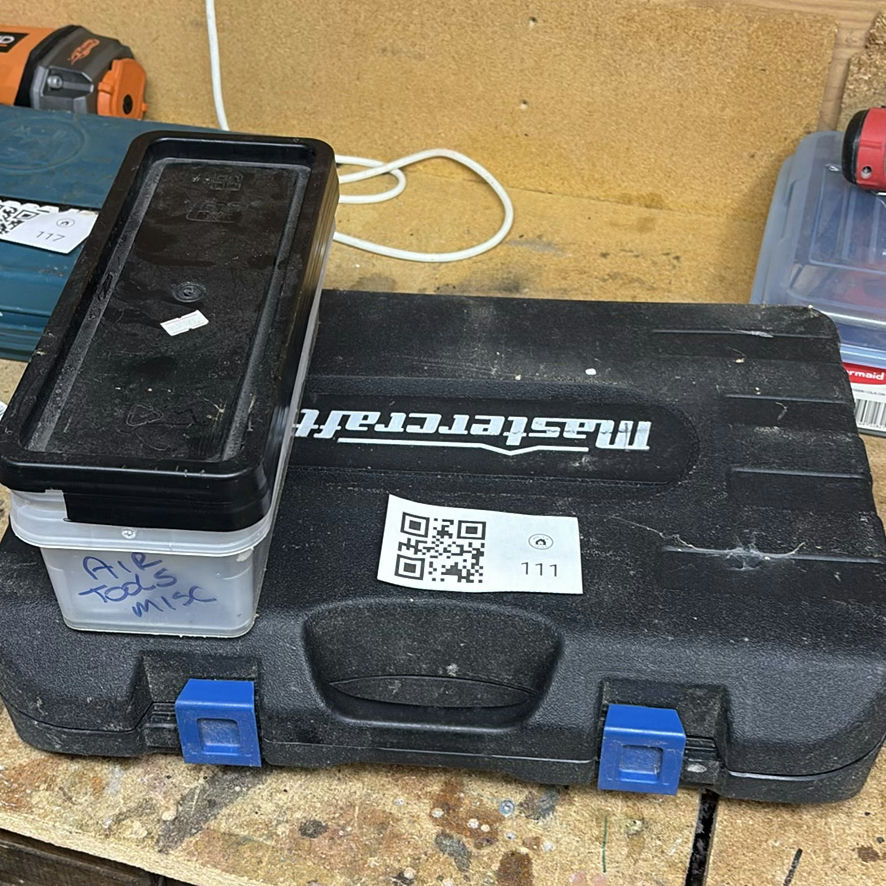 Mastercraft Pneumatic Tool Kit with Accessories and Carrying Case - image 11 of 11
