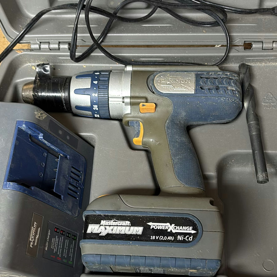 Mastercraft Maximum PowerXChange Cordless Drill Kit - image 4 of 7