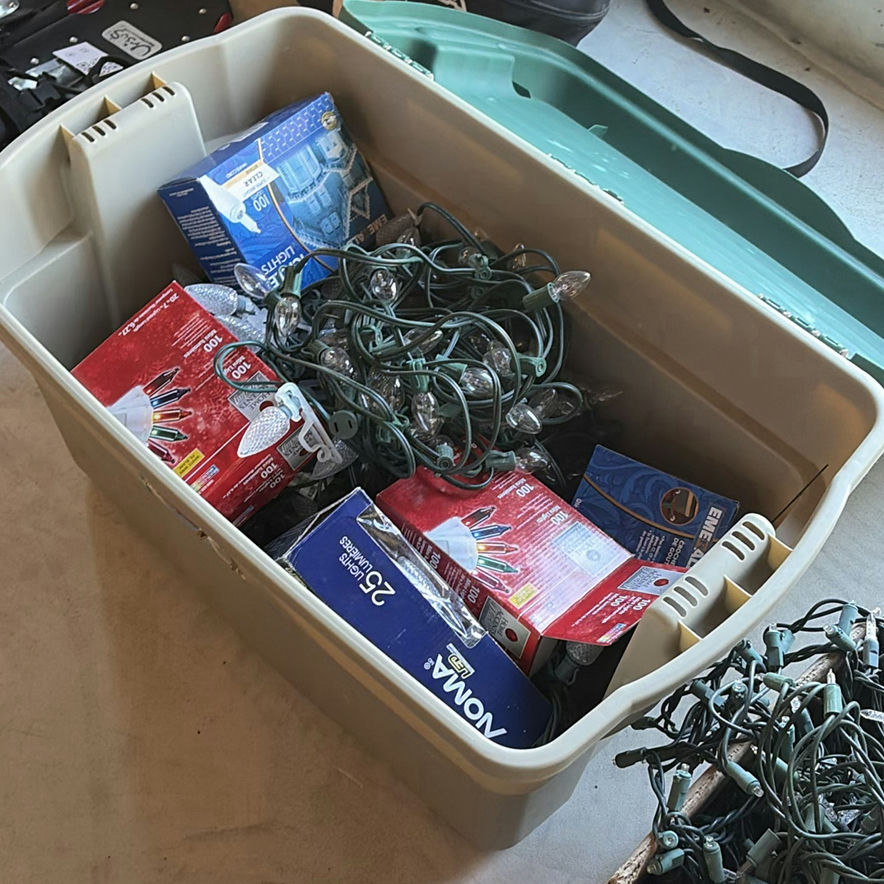 Assorted Christmas String Lights and Light Bulbs - image 4 of 10