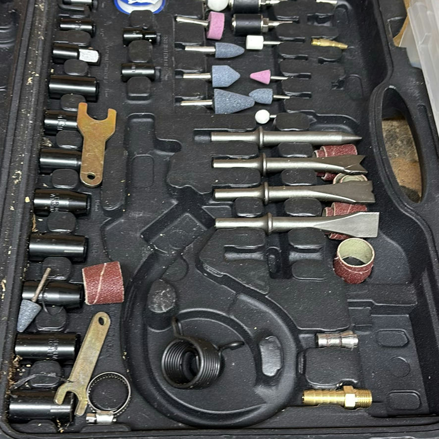 Mastercraft Pneumatic Tool Kit with Accessories and Carrying Case - image 6 of 11