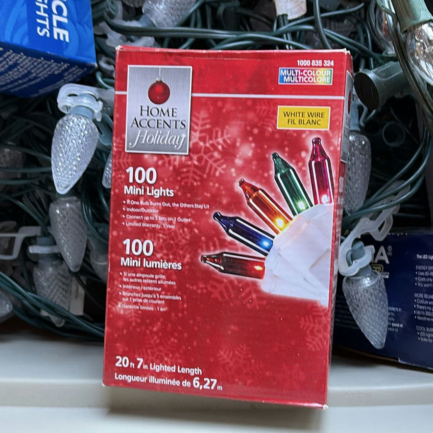 Assorted Christmas String Lights and Light Bulbs - image 7 of 10