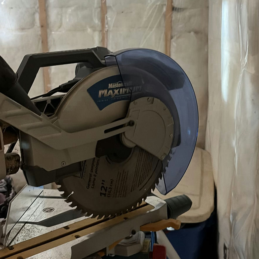 Bosch GTA3800 Miter Saw Stand and Mastercraft Maximum 12-Inch Sliding Compound Miter Saw - image 3 of 11