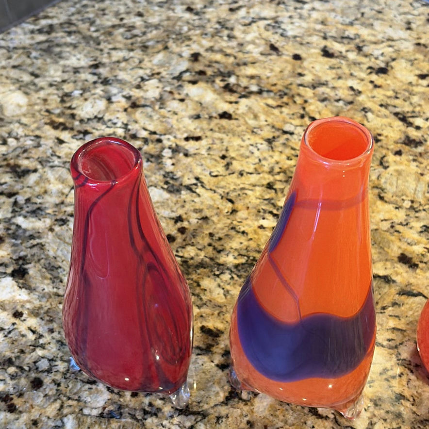 Set of Four Decorative Glass Vases - image 5 of 10
