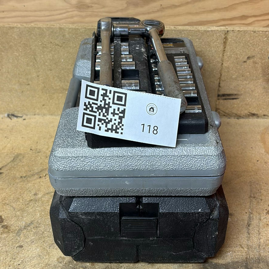 Socket and Ratchet Tool Sets - image 9 of 9