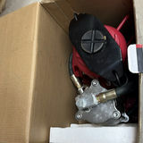 MotoMaster Hydraulic/Pneumatic Jack 20 Ton - thumbnail 4 of 8
