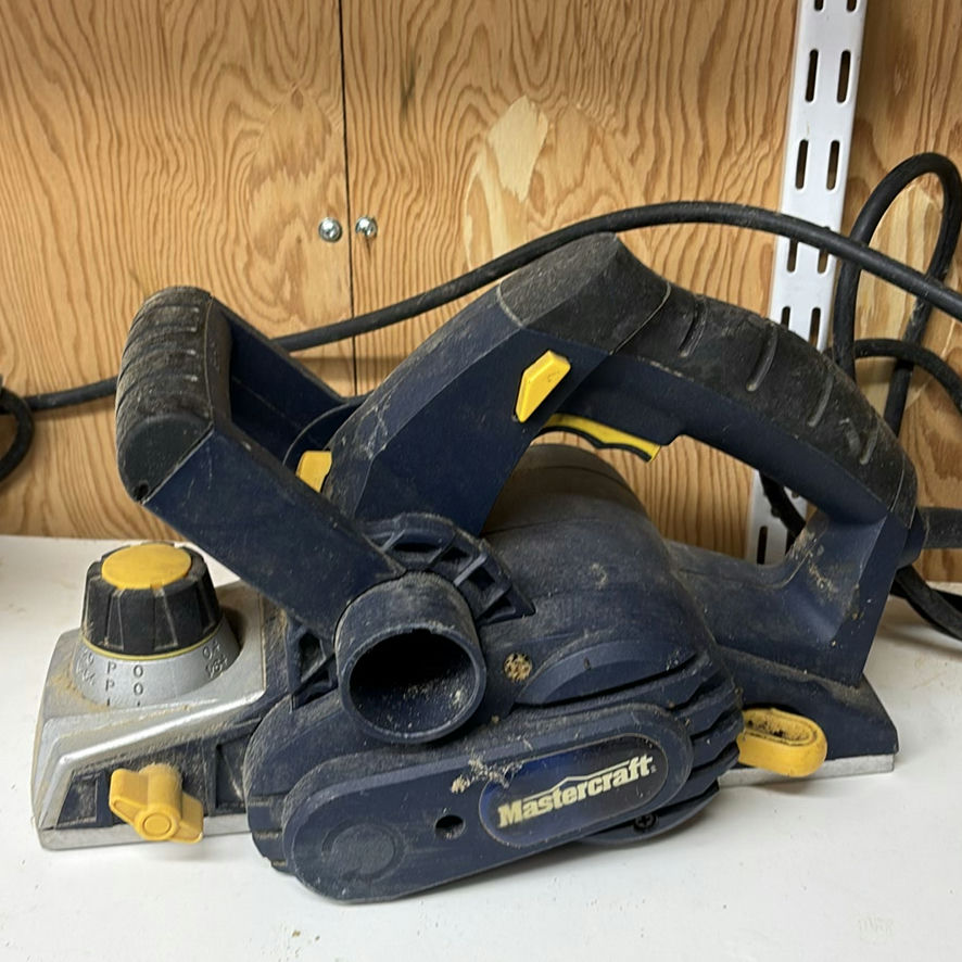 SKIL Belt Sander and Mastercraft Planer - image 2 of 12