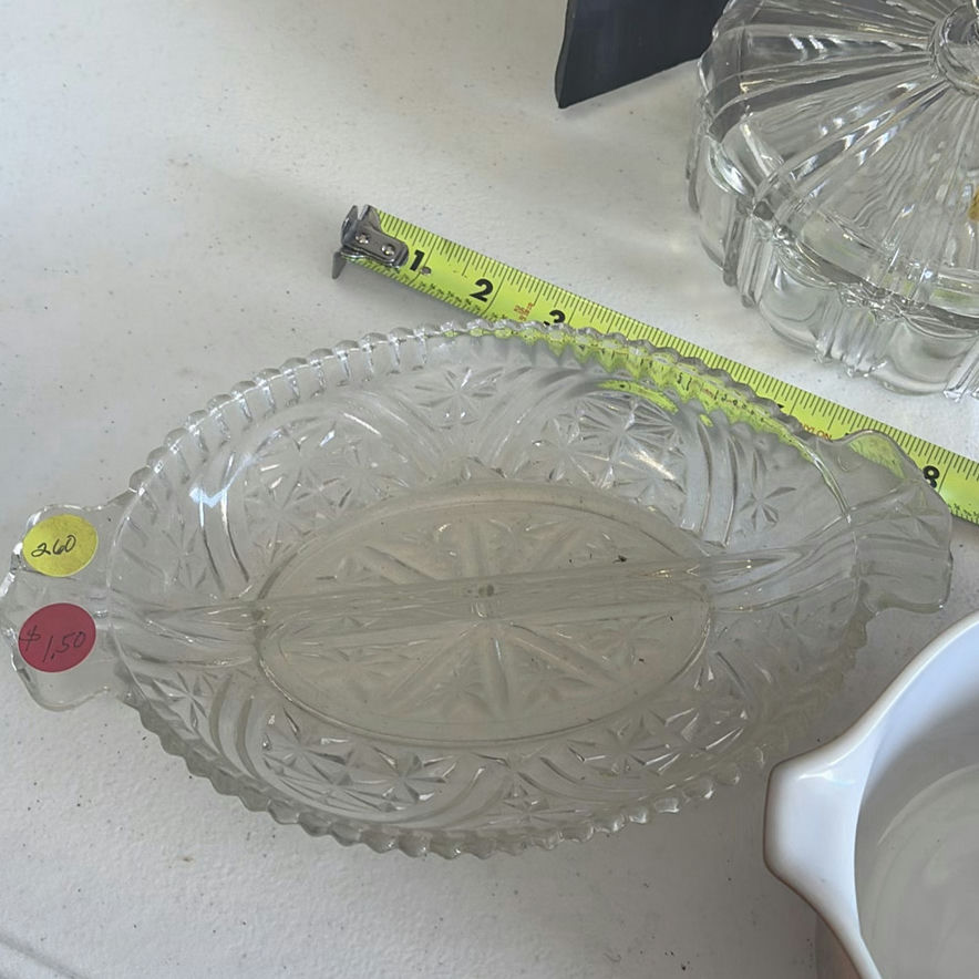 Assorted Glassware and Kitchen Serving Pieces - image 4 of 9