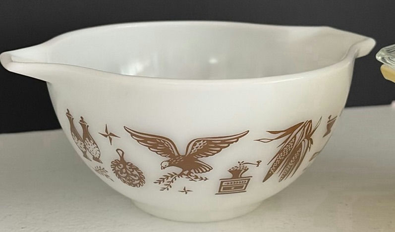 Vintage Milk Glass Mixing Bowls and Covered Casserole Dish - image 9 of 10