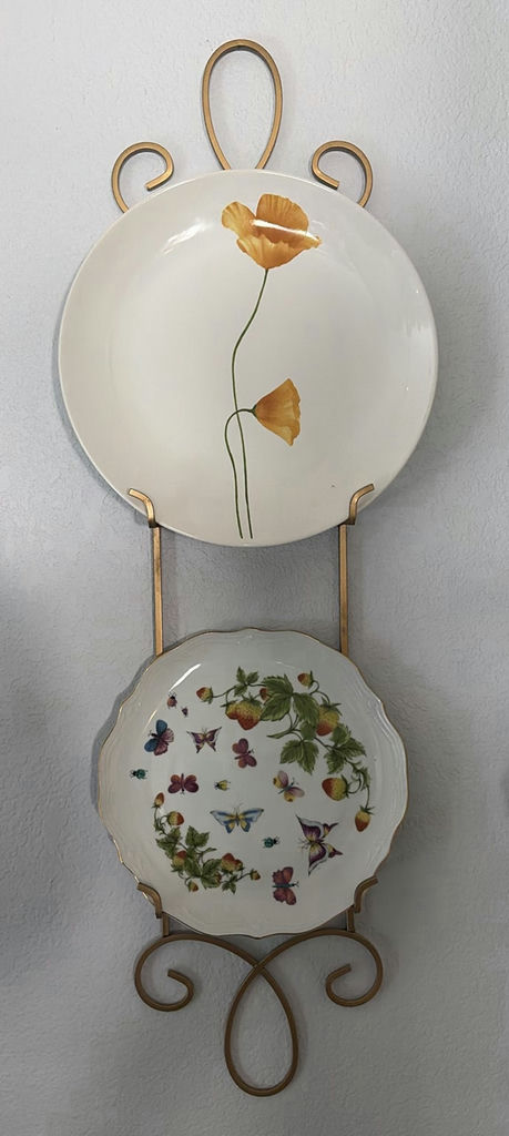 Assorted Serving Platters, Glass Bowls, and Decorative Trays - image 11 of 13